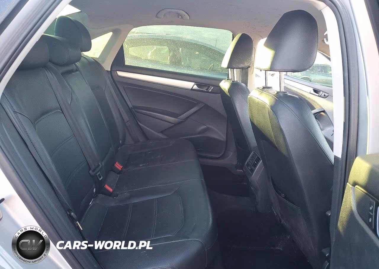 2013 Volkswagen Passat Se VIN:1VWBP7A34DC017617 - 10