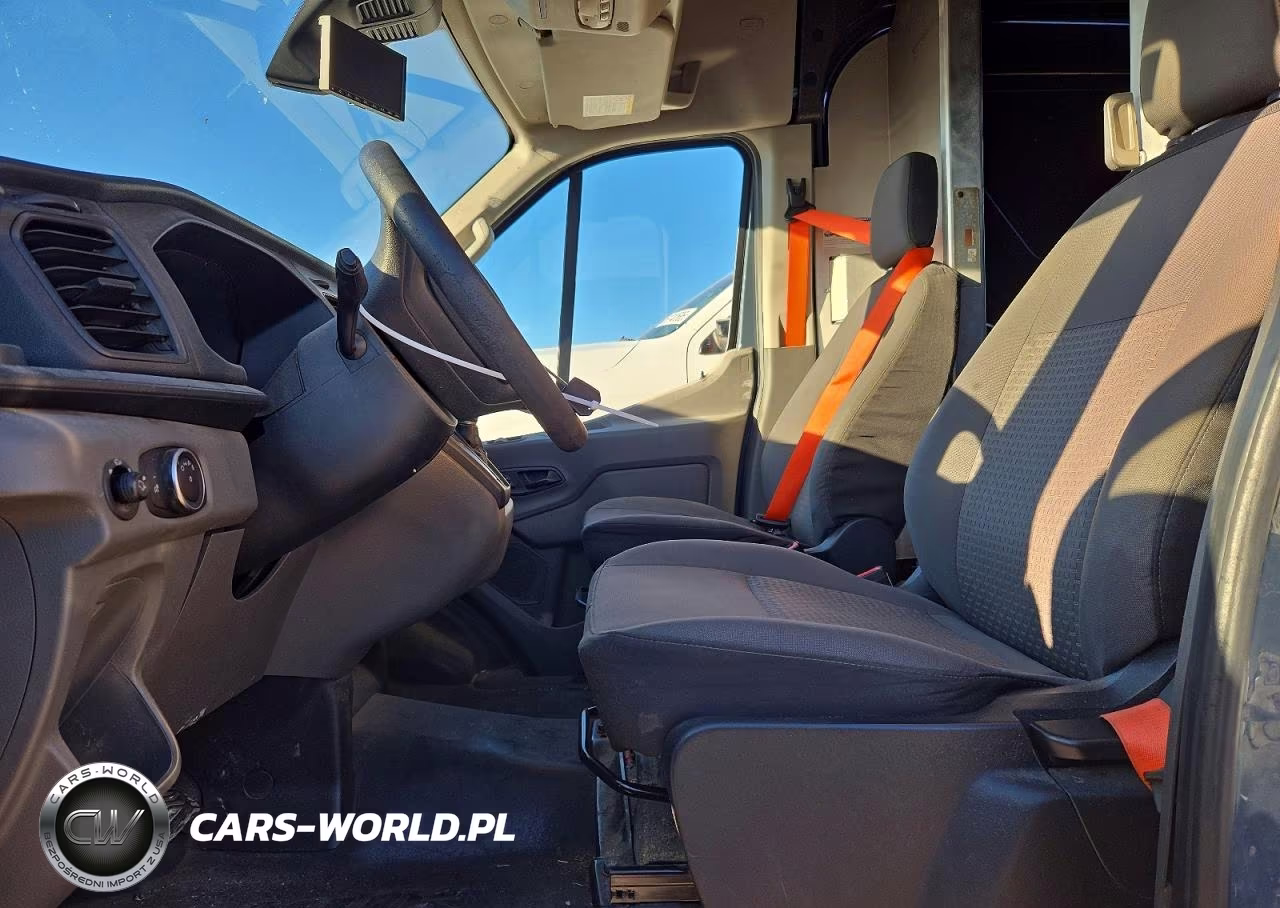 2020 Ford Transit 250 Delivery Van VIN:1FTBR3X85LKA53054 - 7