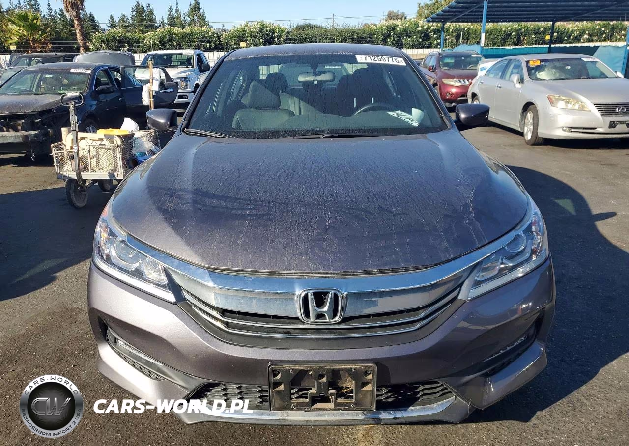 2017 Honda Accord Sport Special Edition VIN:1HGCR2F14HA286926 - 5