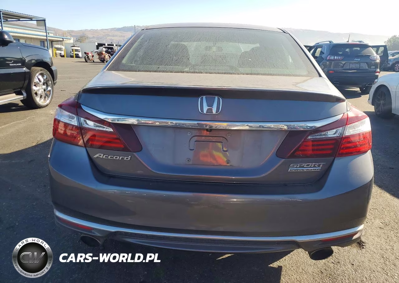 2017 Honda Accord Sport Special Edition VIN:1HGCR2F14HA286926 - 6
