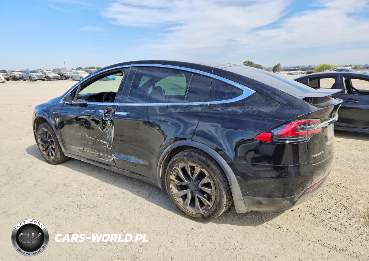 2018 Tesla Model X VIN:5YJXCAE26JF124489 - 2