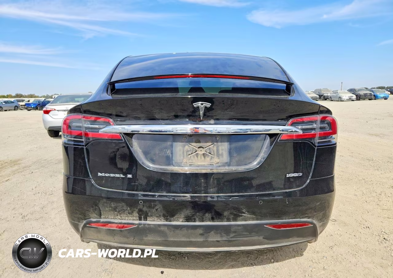 2018 Tesla Model X VIN:5YJXCAE26JF124489 - 6