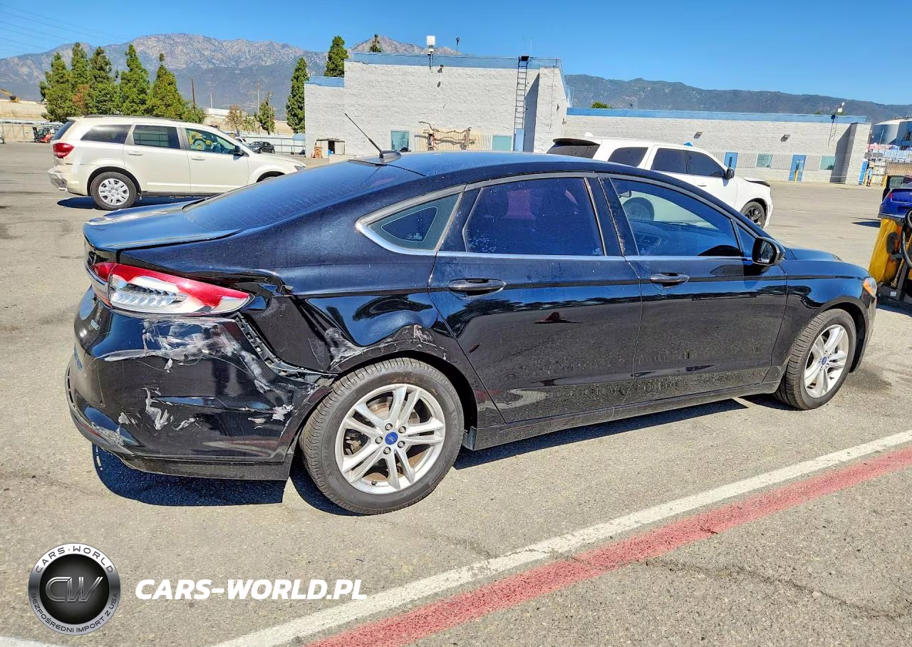 2018 Ford Fusion Se VIN:3FA6P0HD9JR158762 - 3