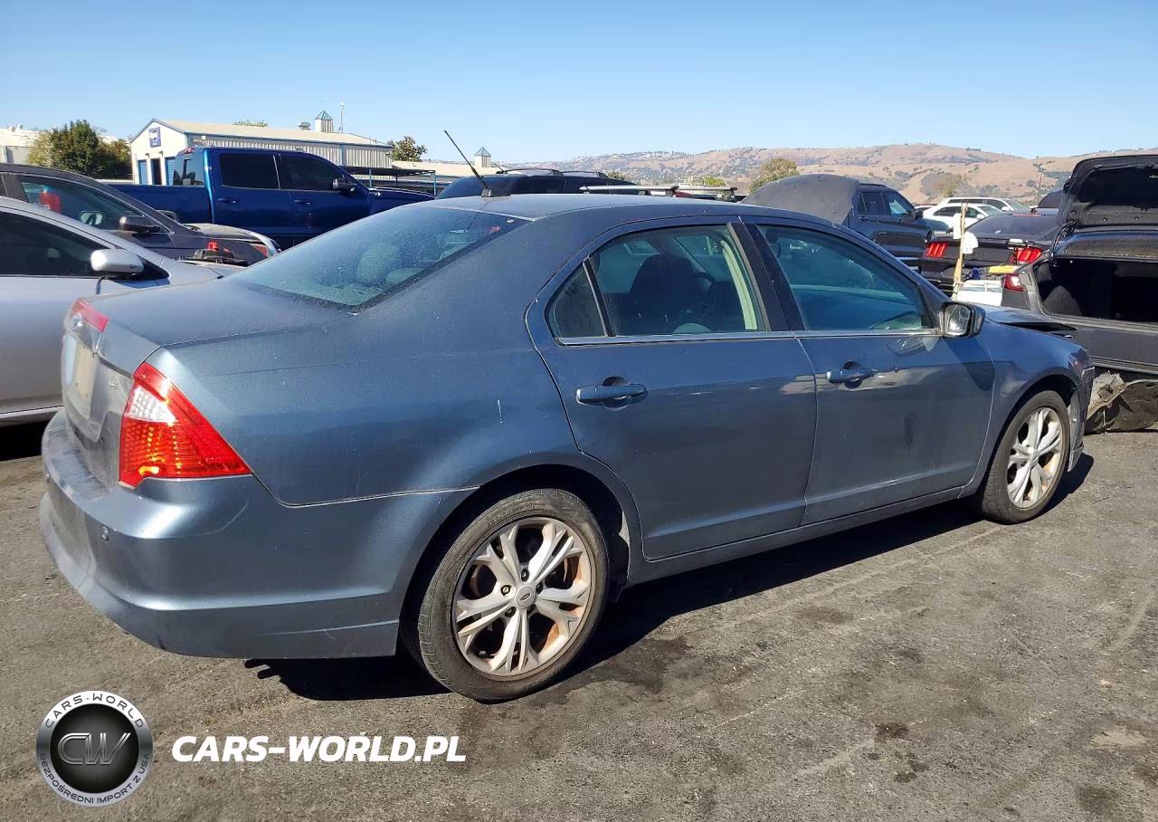 2012 Ford Fusion Se VIN:3FAHP0HA6CR171826 - 3