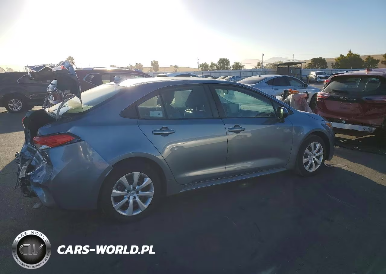 2020 Toyota Corolla Le VIN:5YFEPRAE3LP008622 - 3