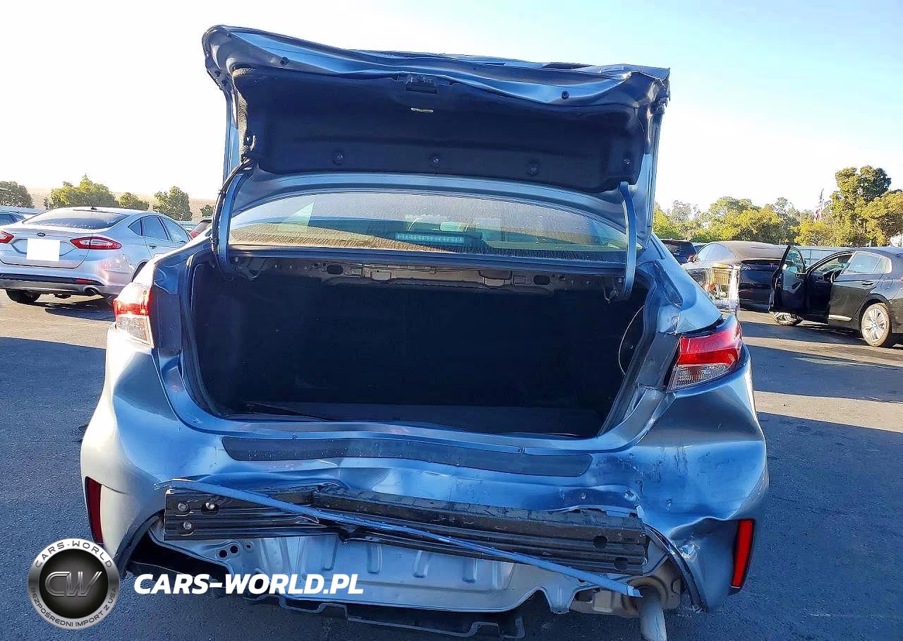 2020 Toyota Corolla Le VIN:5YFEPRAE3LP008622 - 6