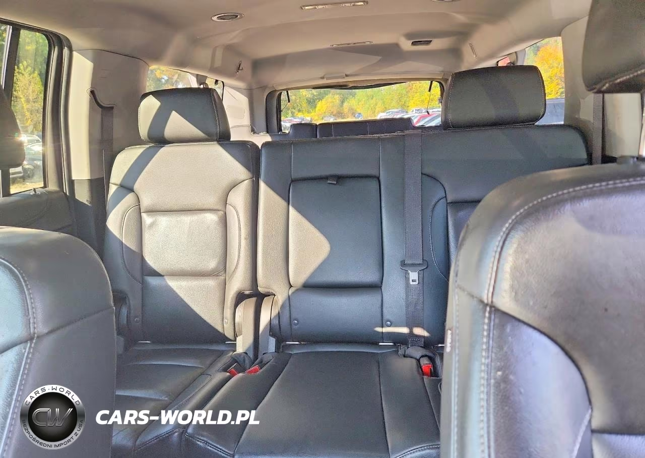 2019 Chevrolet Suburban K1500 Lt VIN:1GNSKHKC5KR141984 - 10