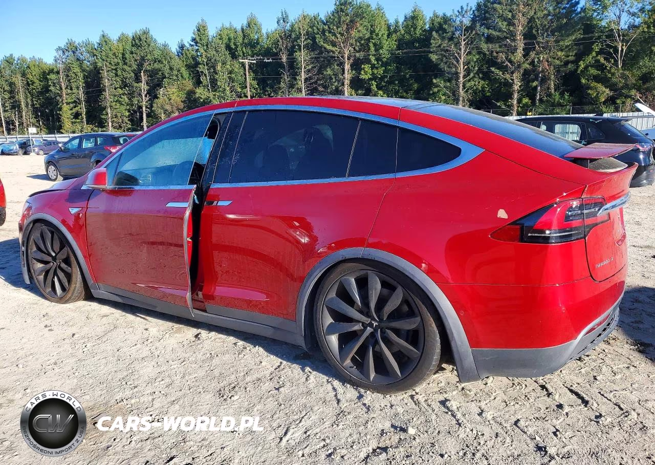 2016 Tesla Model X VIN:5YJXCBE20GF015119 - 2