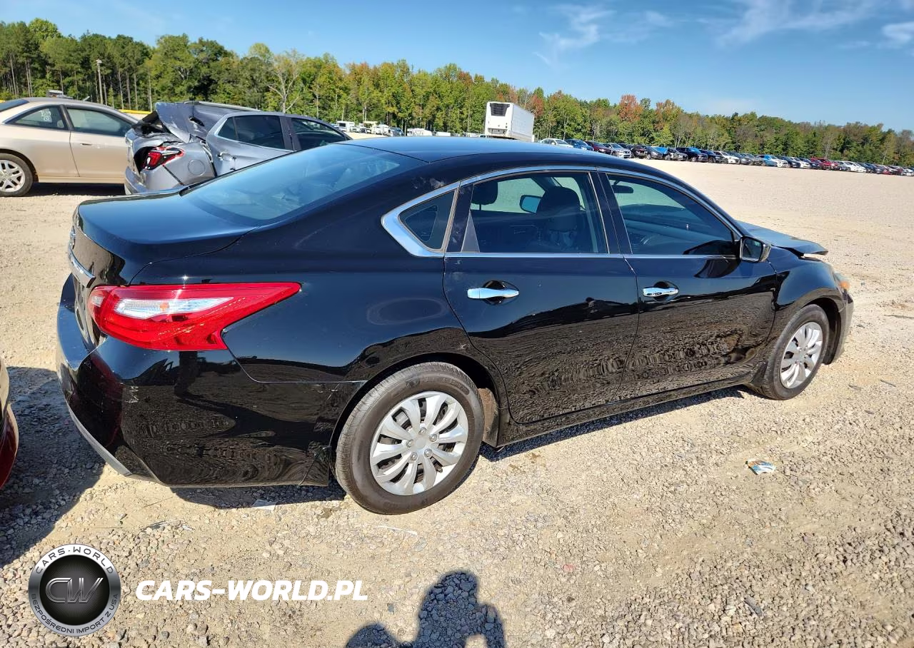 2017 Nissan Altima 2.5 S VIN:1N4AL3AP5HC266297 - 3