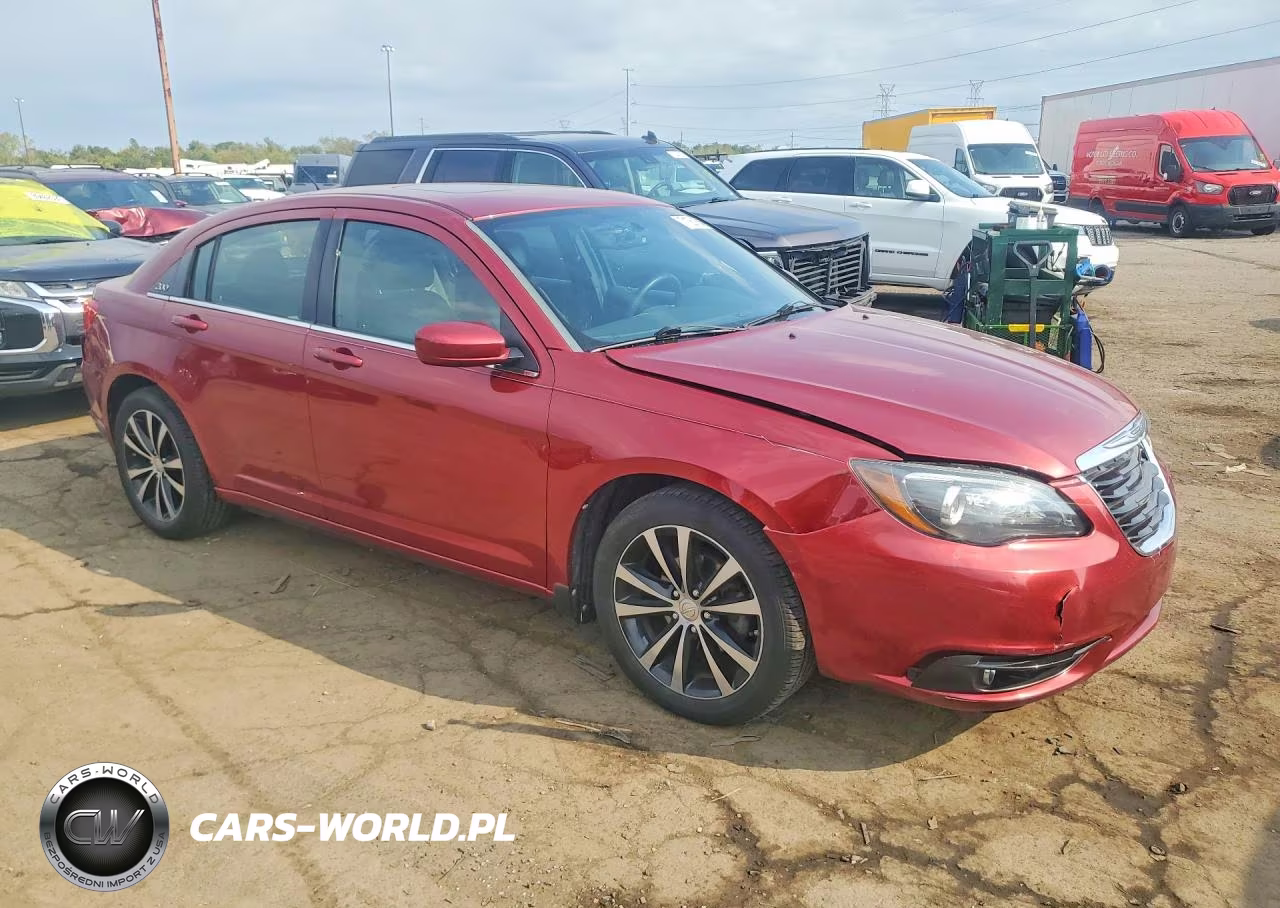 2013 Chrysler 200 Limited VIN:1C3CCBCG9DN751510 - 4