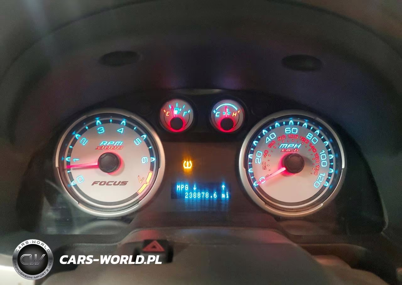 2009 Ford Focus Ses VIN:1FAHP36N79W118355 - 9