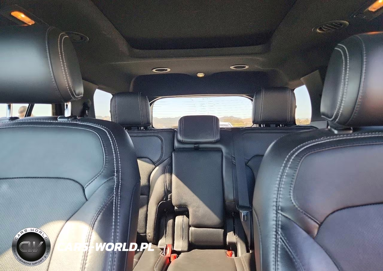 2017 Ford Explorer Limited VIN:1FM5K8F82HGE11989 - 10