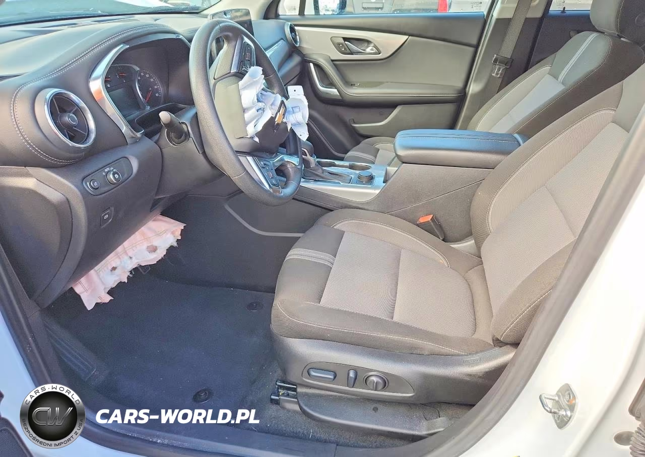 2025 Chevrolet Blazer 2Lt VIN:3GNKBCR42SS216915 - 7