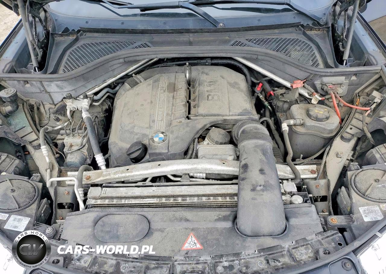 2015 BMW X5 xDrive35I VIN:5UXKR0C55F0K68121 - 12