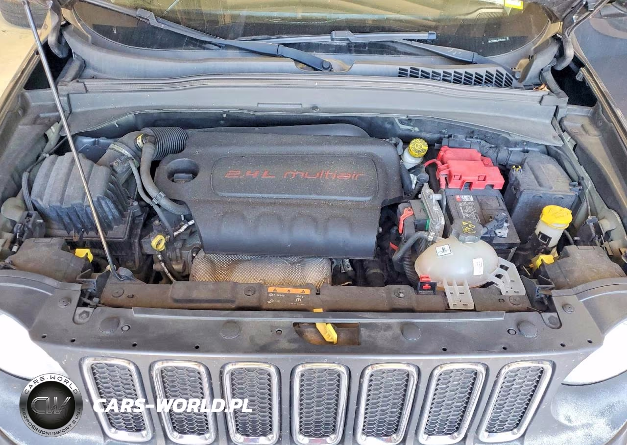 2018 Jeep Renegade Sport VIN:ZACCJAAB8JPH01249 - 11