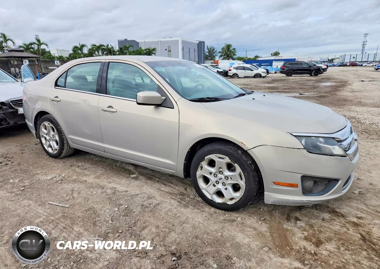 2010 Ford Fusion Se VIN:3FAHP0HG2AR214320 - 4