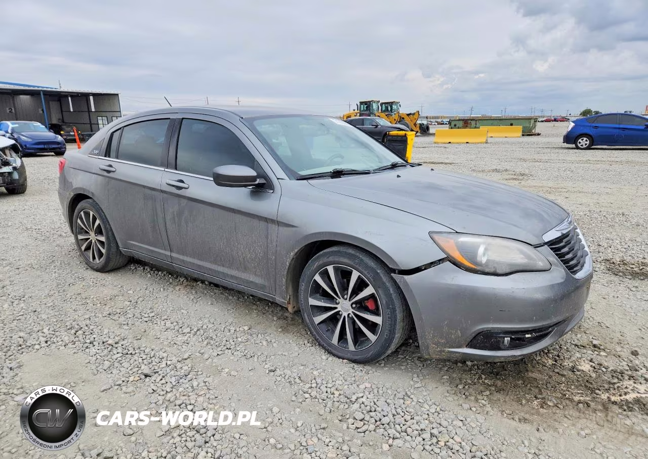 2012 Chrysler 200 S VIN:1C3CCBHG0CN284338 - 4
