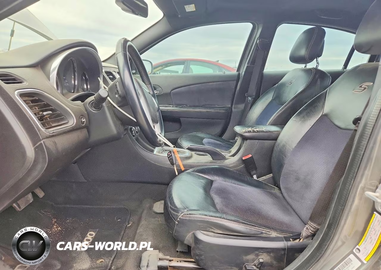 2012 Chrysler 200 S VIN:1C3CCBHG0CN284338 - 7