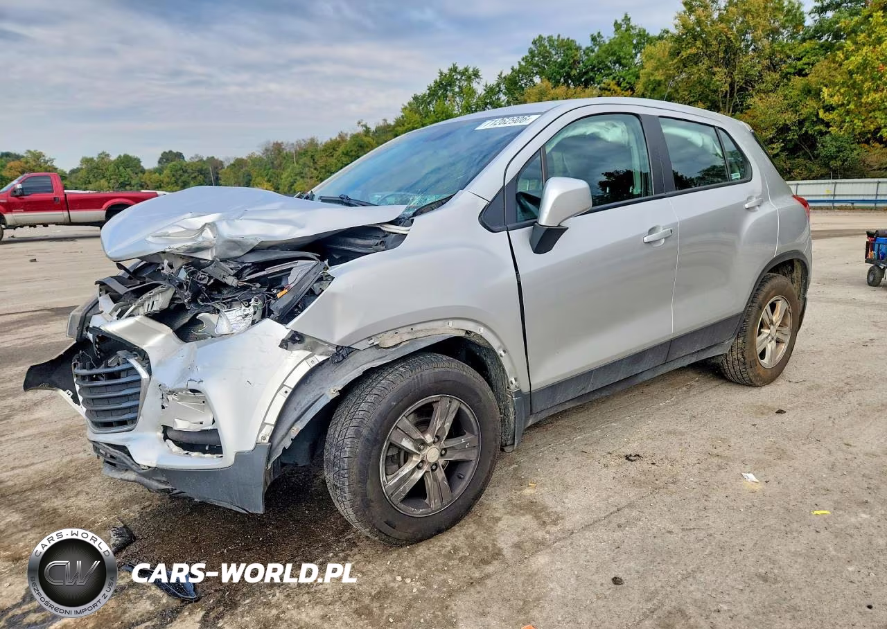 2017 Chevrolet Trax Ls VIN:3GNCJNSB3HL284025 - 1