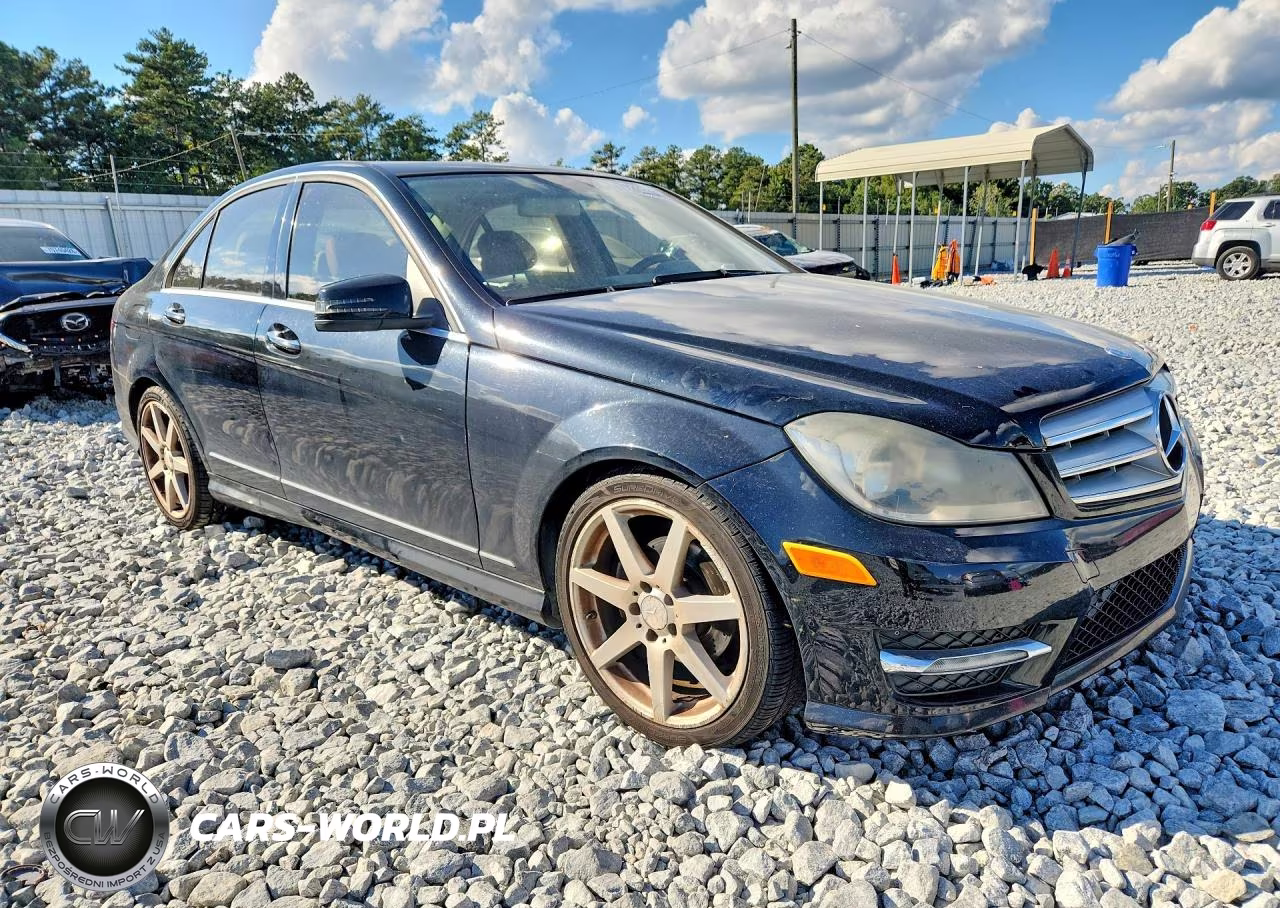 2013 Mercedes-Benz C 250 VIN:WDDGF4HB1DA766674 - 4
