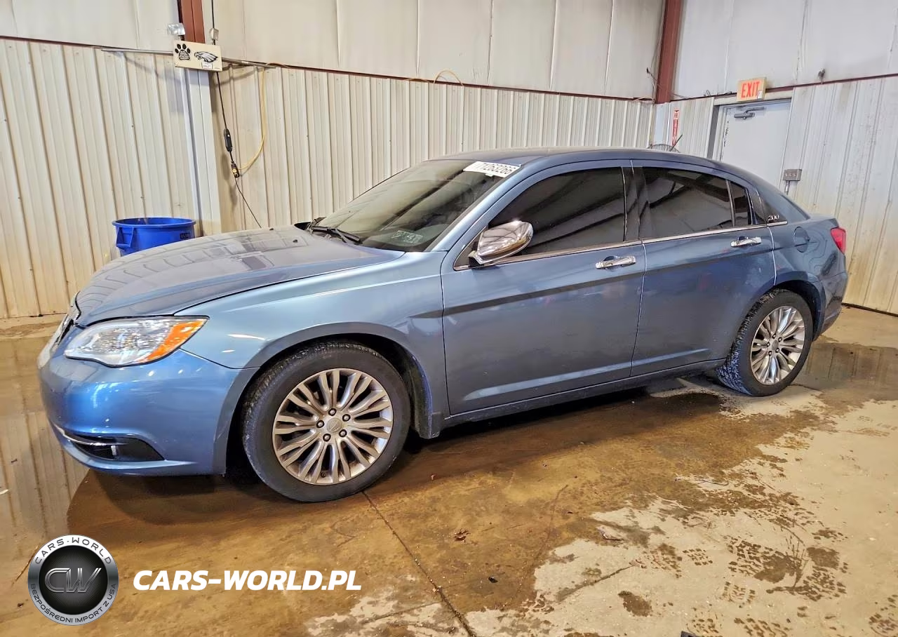 2011 Chrysler 200 Limited