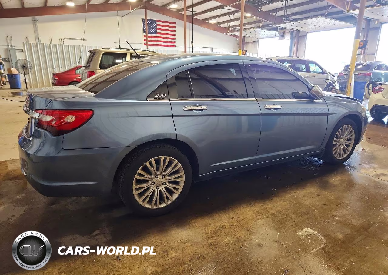 2011 Chrysler 200 Limited VIN:1C3BC2FG5BN603505 - 3