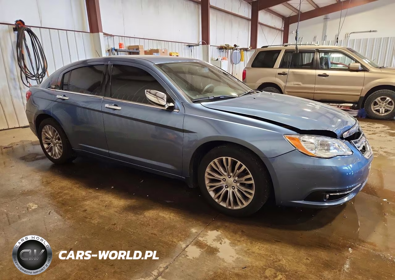 2011 Chrysler 200 Limited VIN:1C3BC2FG5BN603505 - 4