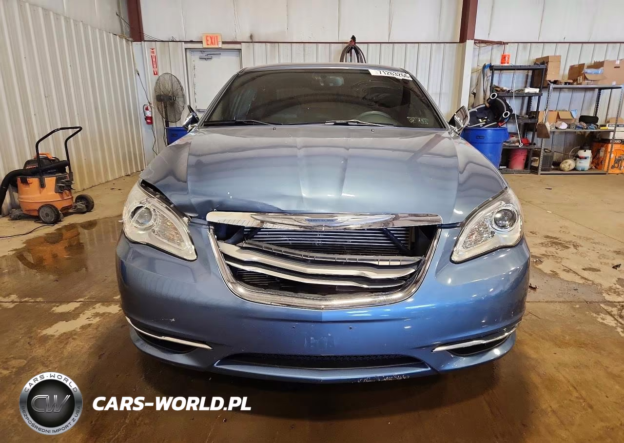 2011 Chrysler 200 Limited VIN:1C3BC2FG5BN603505 - 5