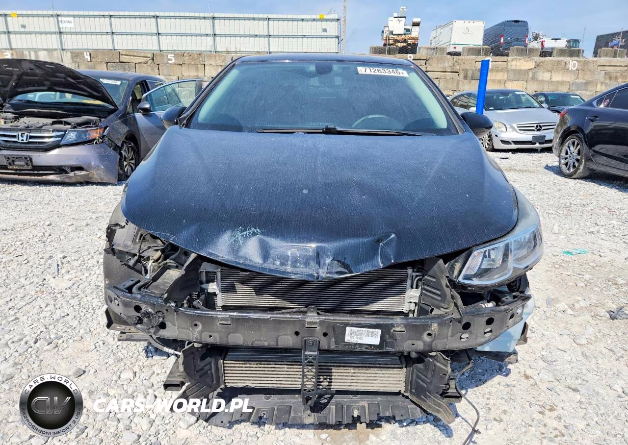2018 Chevrolet Cruze Ls VIN:1G1BC5SM4J7194448 - 5