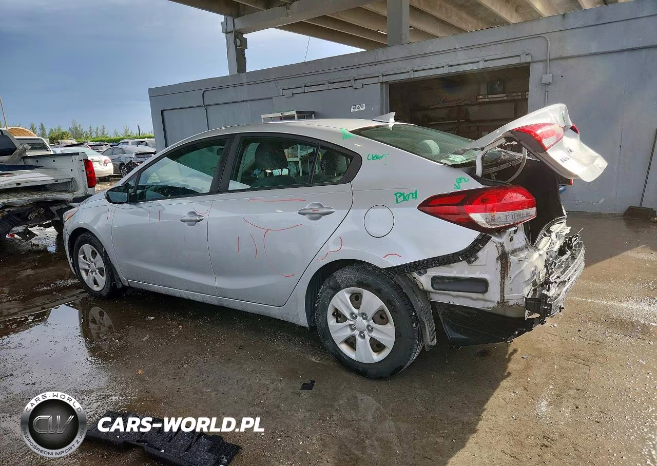 2018 Kia Forte Lx VIN:3KPFL4A74JE248216 - 2