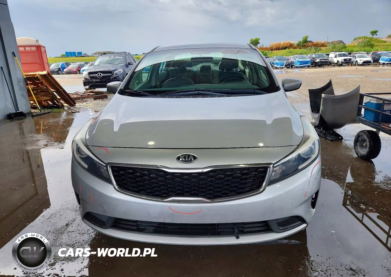 2018 Kia Forte Lx VIN:3KPFL4A74JE248216 - 5