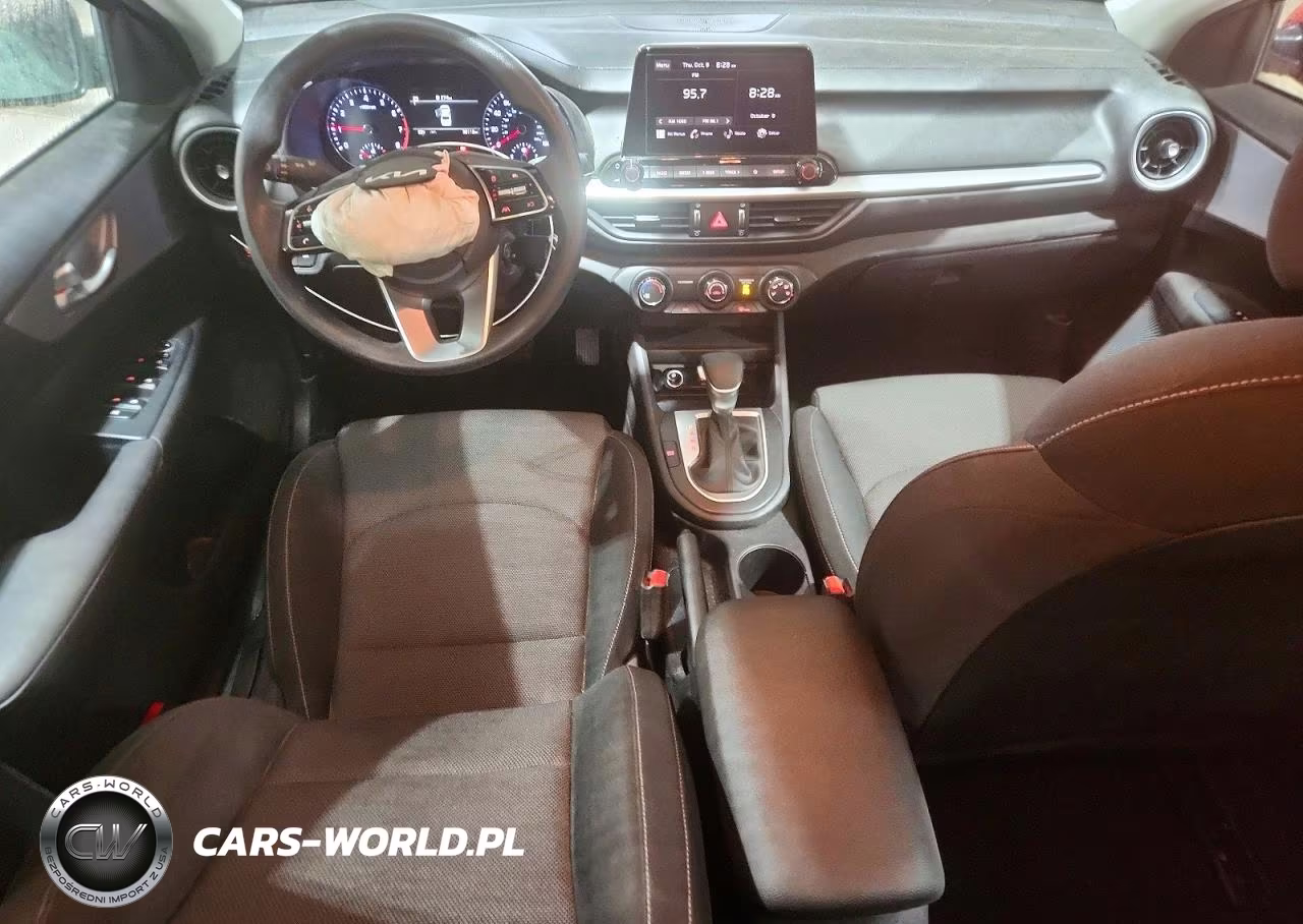 2024 Kia Forte Lxs VIN:3KPF24AD4RE736344 - 8