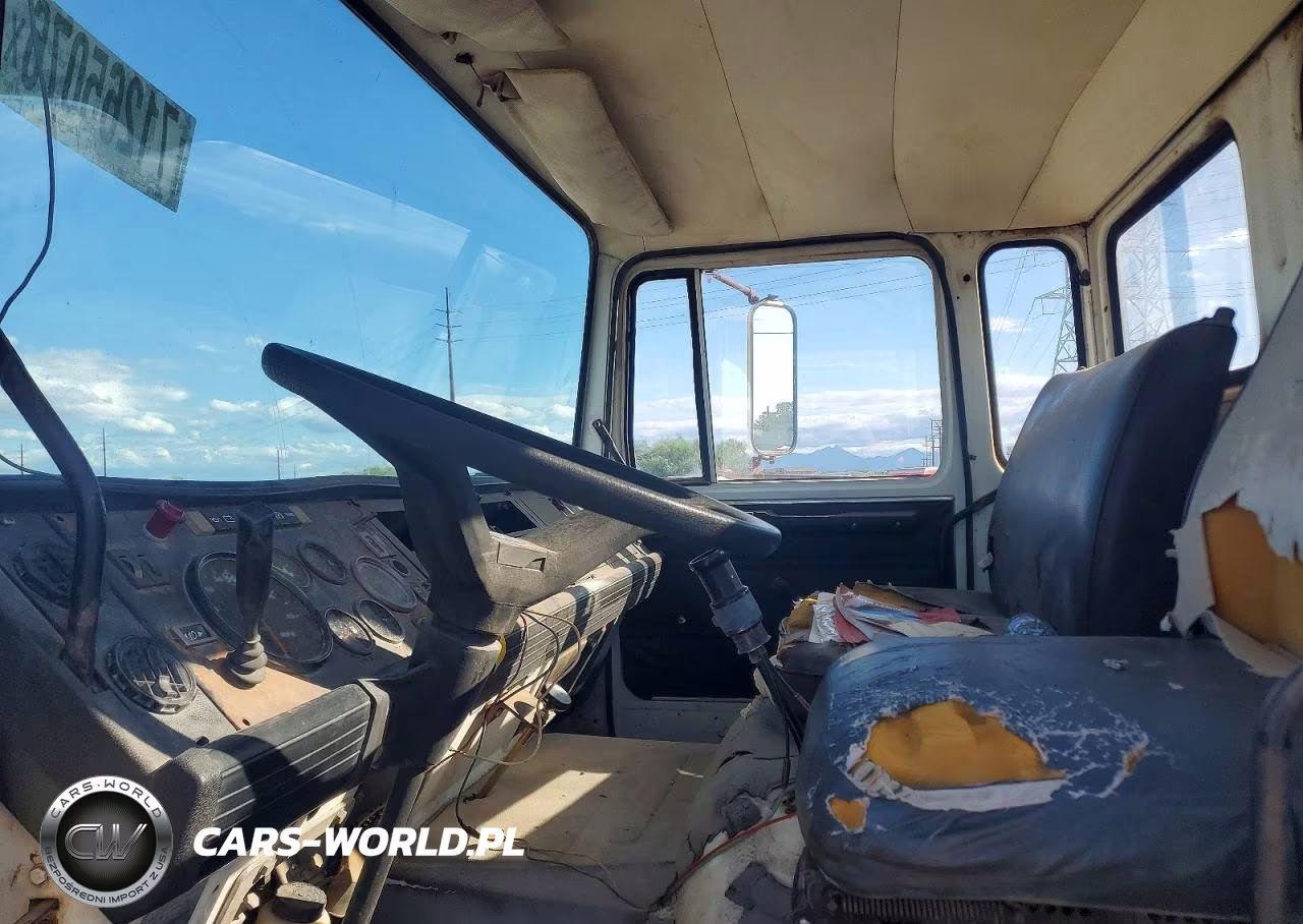 1983 Mack 200 Ms200 VIN:VG6M111B4DB016809 - 7
