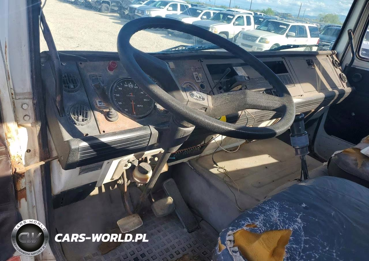 1983 Mack 200 Ms200 VIN:VG6M111B4DB016809 - 8