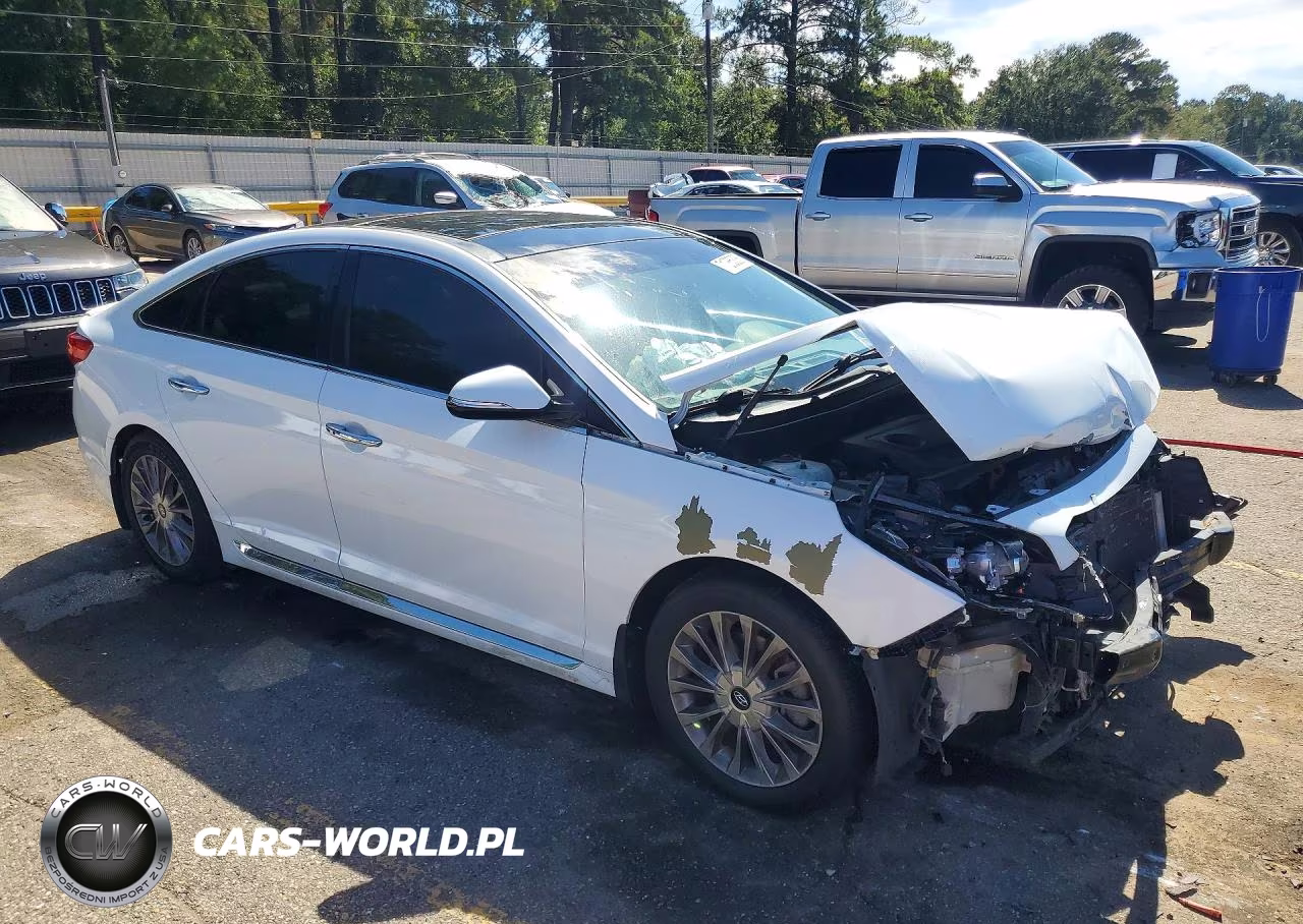 2015 Hyundai Sonata Limited VIN:5NPE34AF1FH088012 - 4