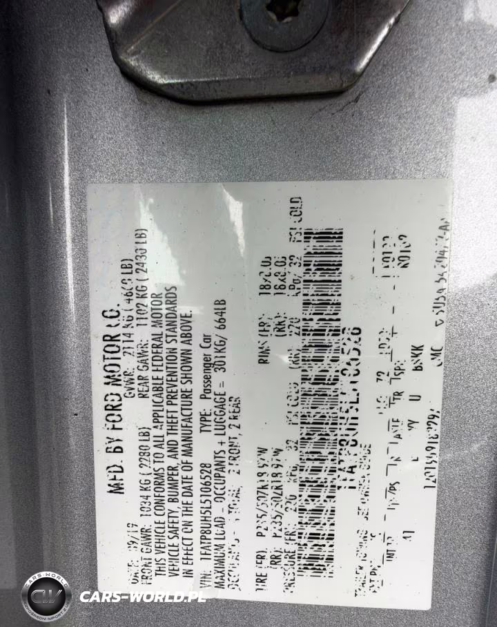 2020 Ford Mustang VIN:1FATP8UH5L5106528 - 10