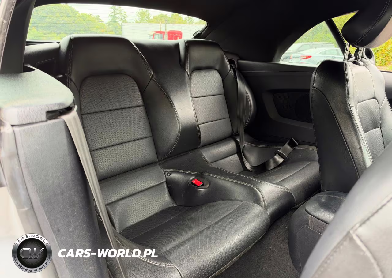 2020 Ford Mustang VIN:1FATP8UH5L5106528 - 6