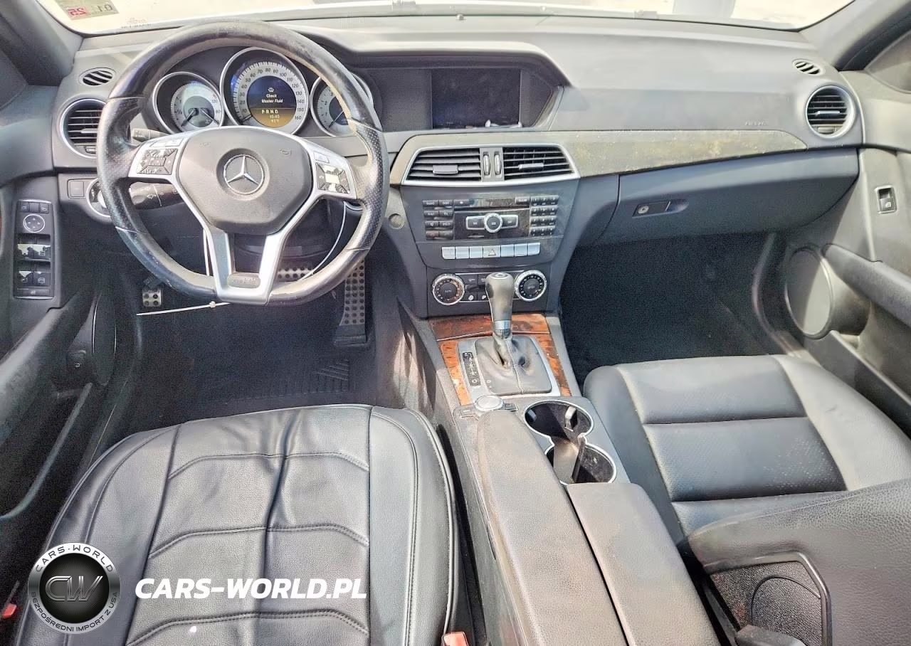 2012 Mercedes-Benz C 300 4Matic VIN:WDDGF8BB9CA724977 - 8