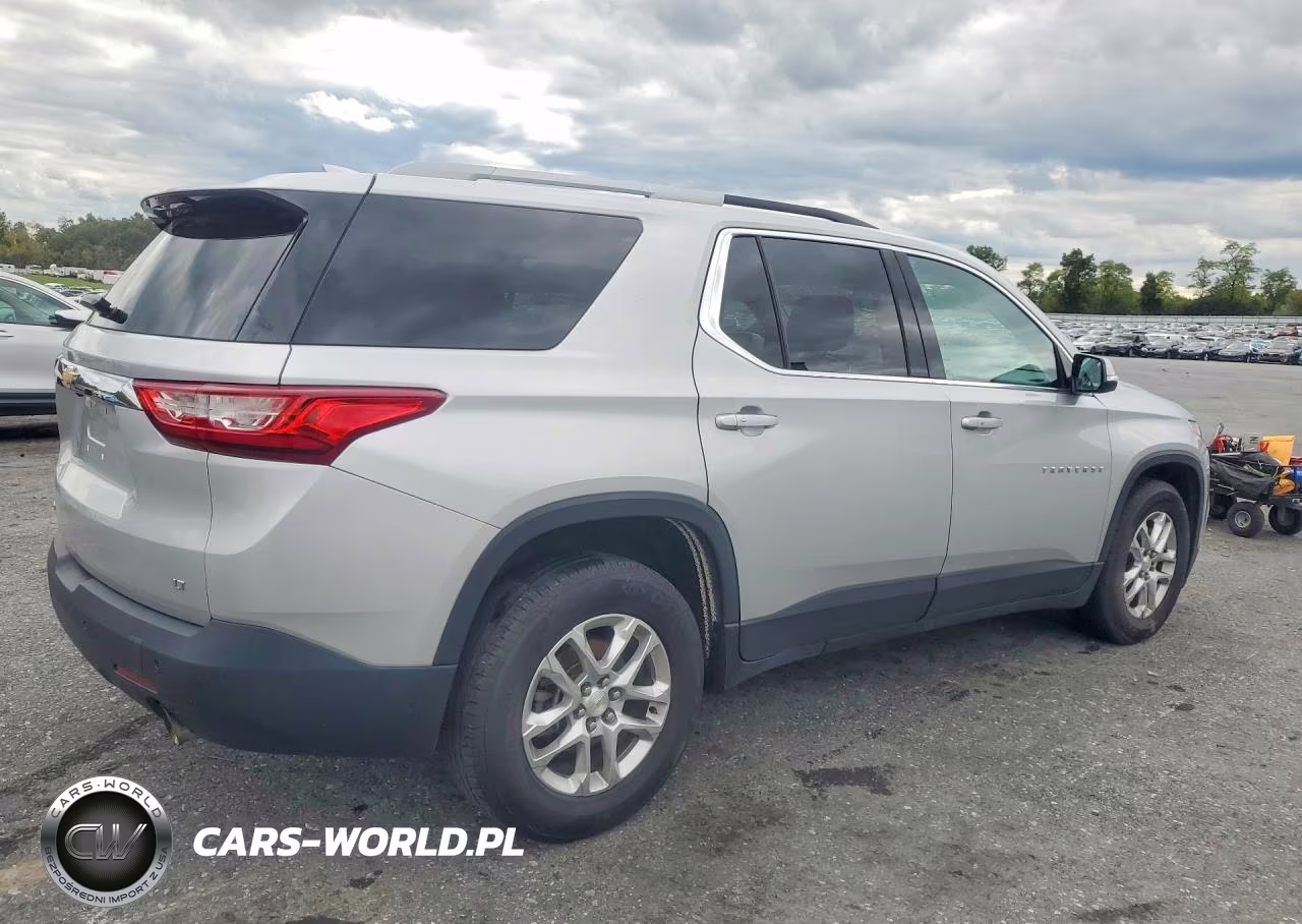 2018 Chevrolet Traverse Lt VIN:1GNEVGKW3JJ226893 - 3