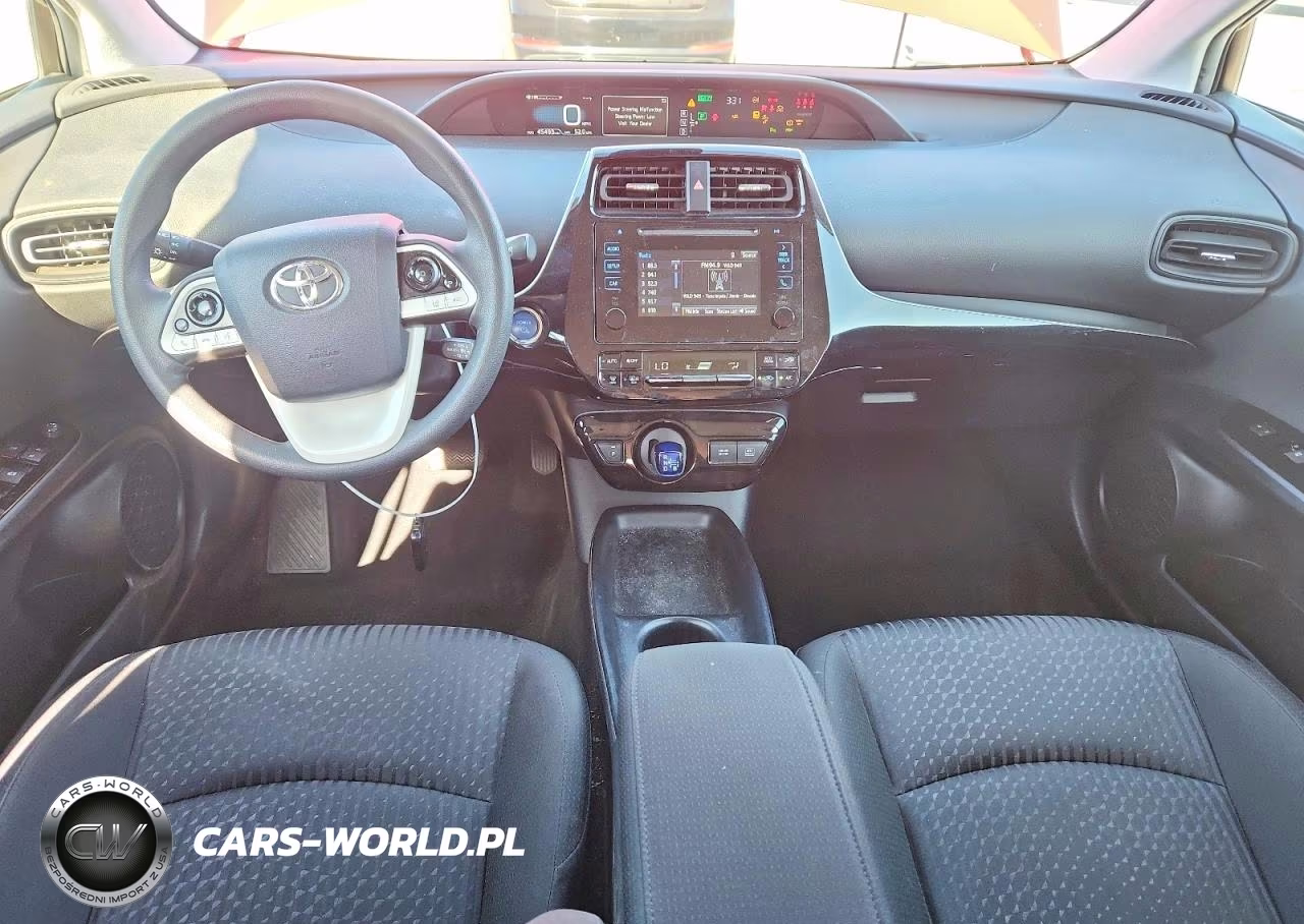 2018 Toyota Prius Two VIN:JTDKBRFU7J3083010 - 8