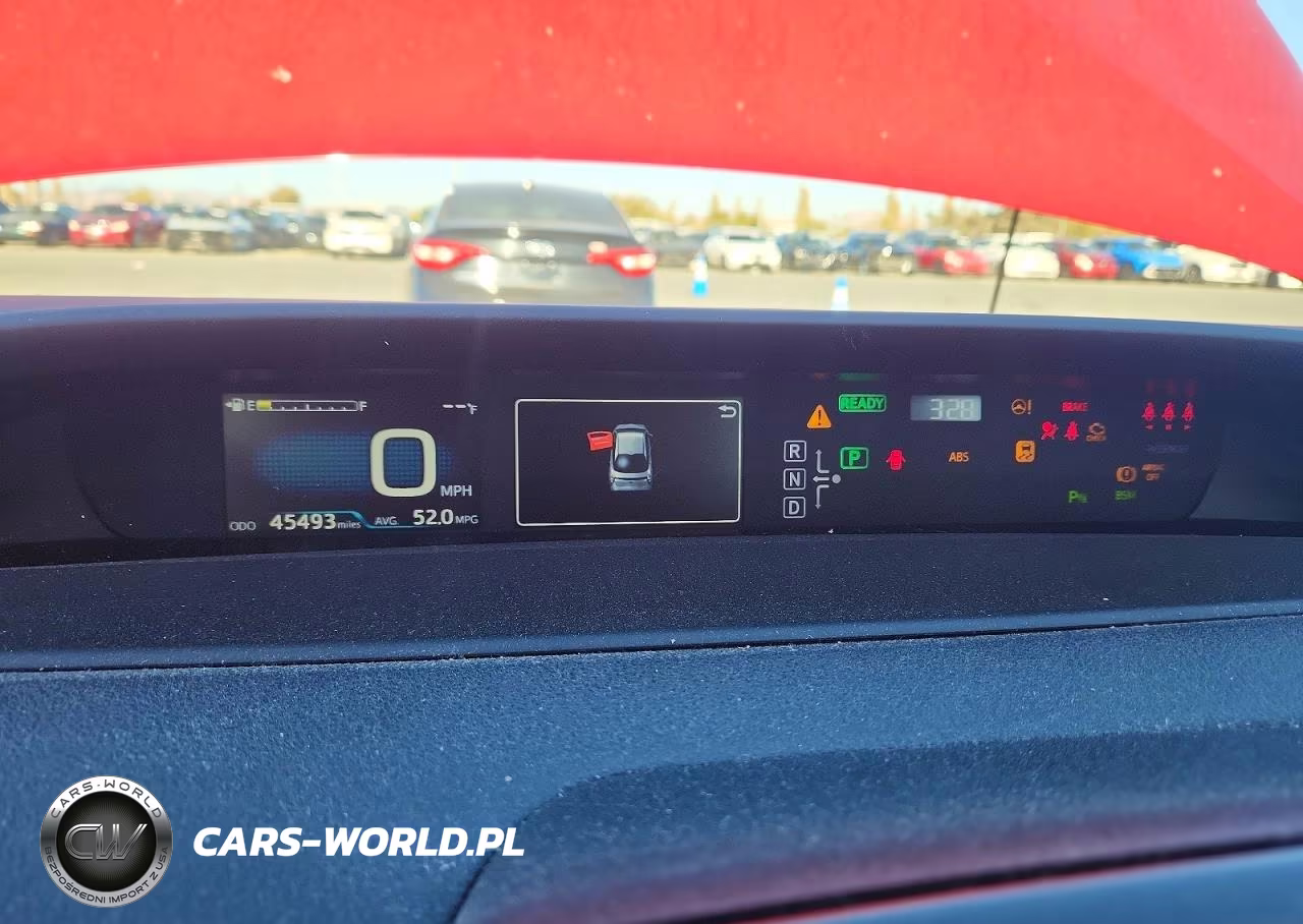 2018 Toyota Prius Two VIN:JTDKBRFU7J3083010 - 9