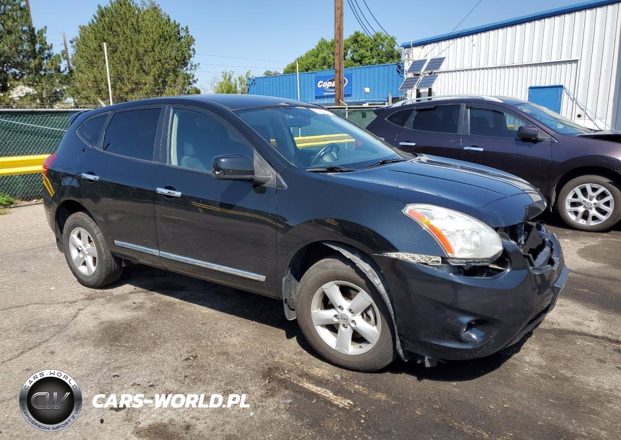 2013 Nissan Rogue S VIN:JN8AS5MT9DW521872 - 4
