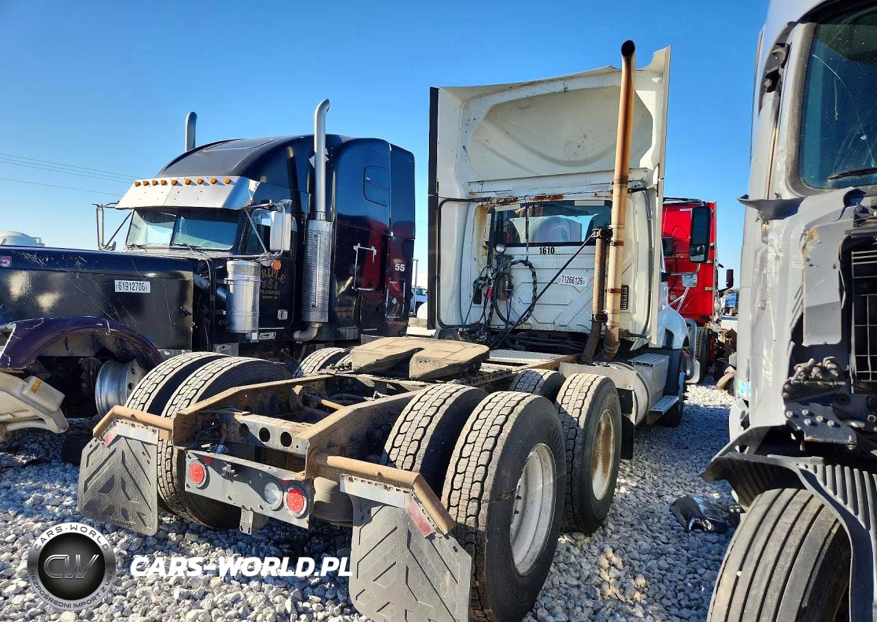 2016 International Prostar Semi Truck VIN:1HSDJAPR3GH214671 - 3