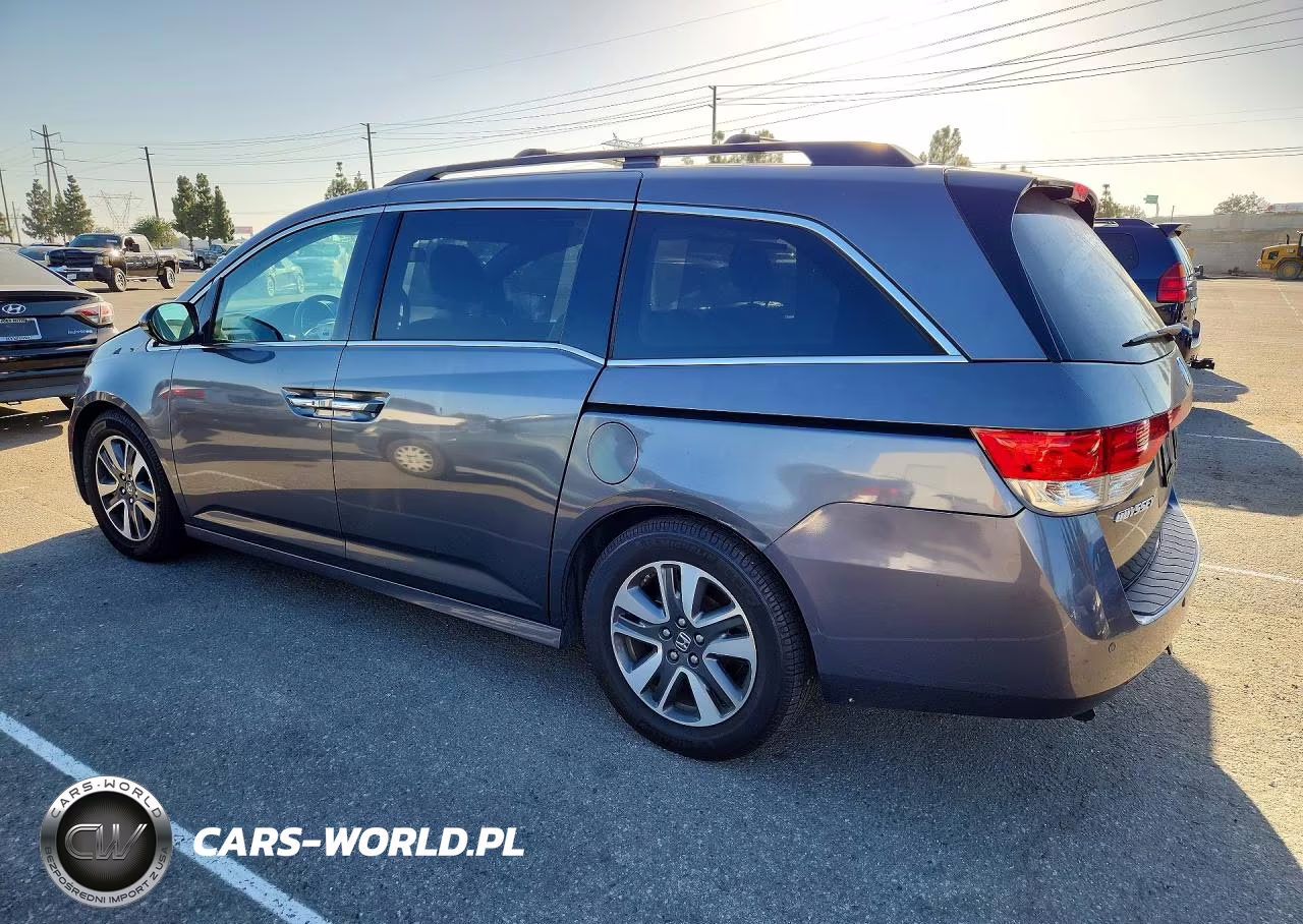 2016 Honda Odyssey Touring VIN:5FNRL5H93GB050059 - 2