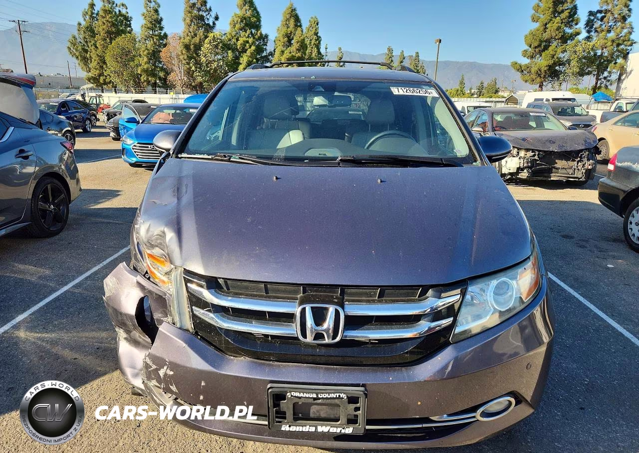 2016 Honda Odyssey Touring VIN:5FNRL5H93GB050059 - 5