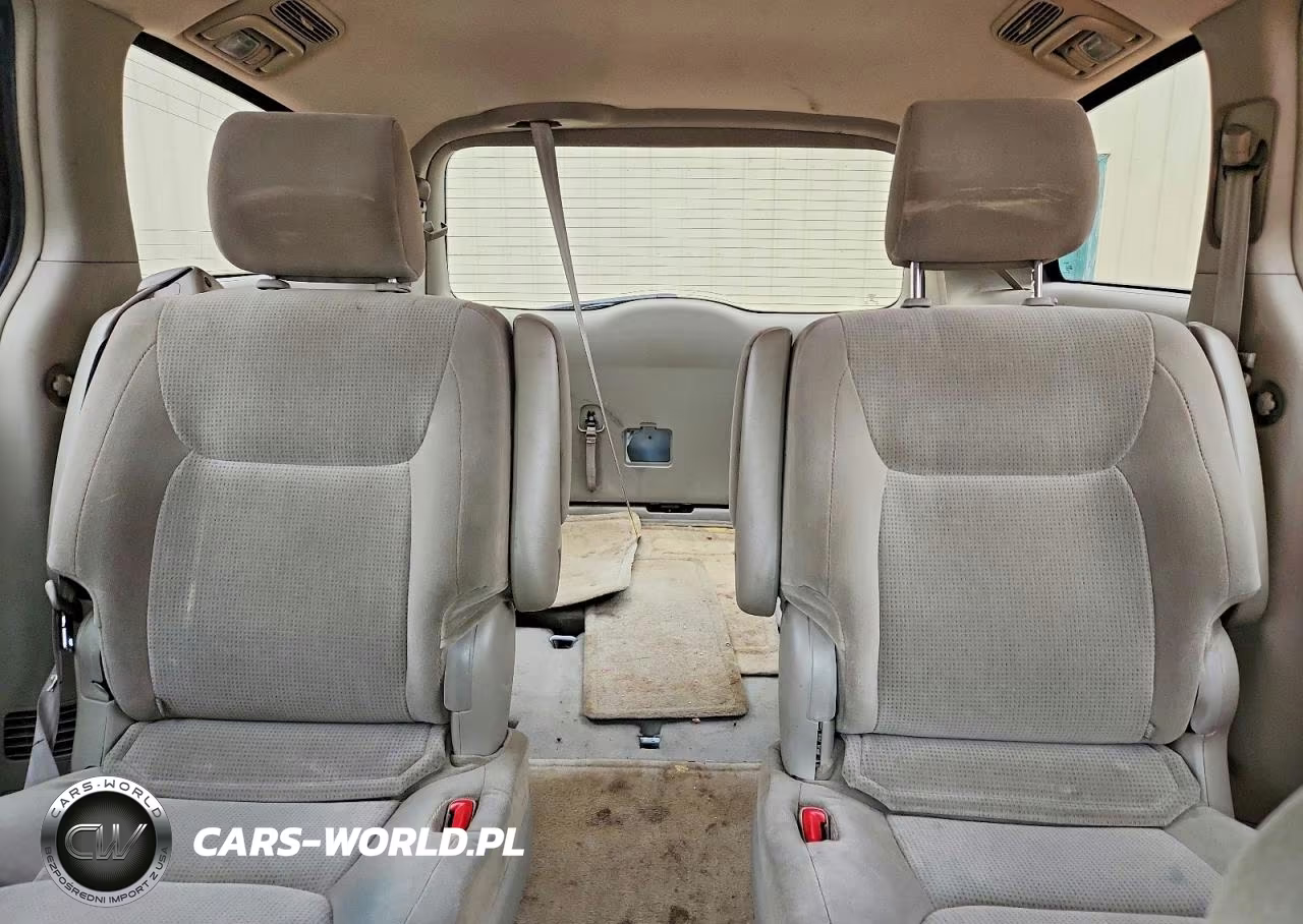 2004 Toyota Sienna Le 7 Passenger VIN:5TDZA23CX4S121644 - 10