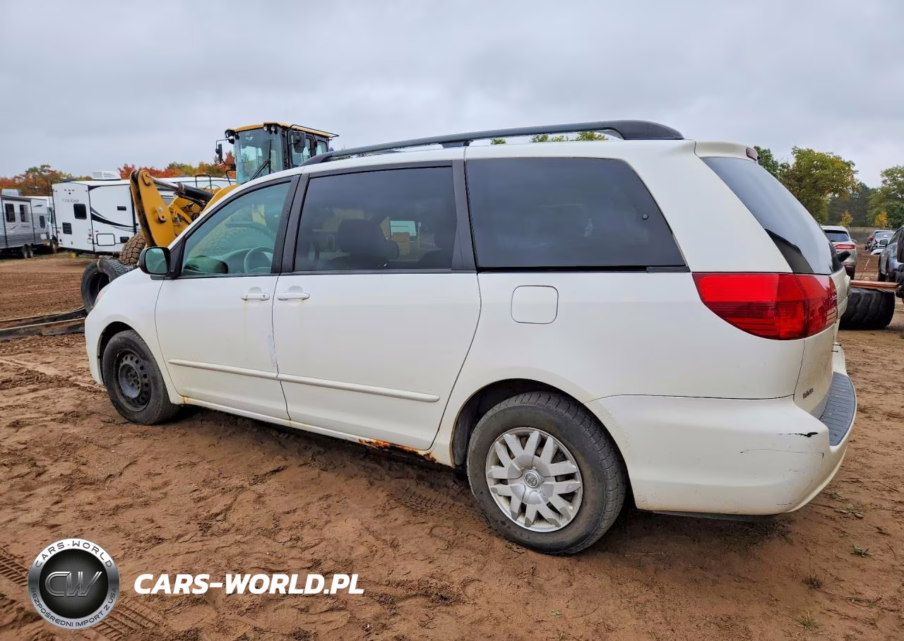 2004 Toyota Sienna Le 7 Passenger VIN:5TDZA23CX4S121644 - 2