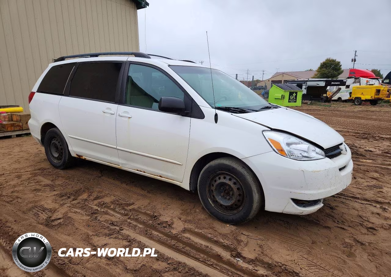 2004 Toyota Sienna Le 7 Passenger VIN:5TDZA23CX4S121644 - 4