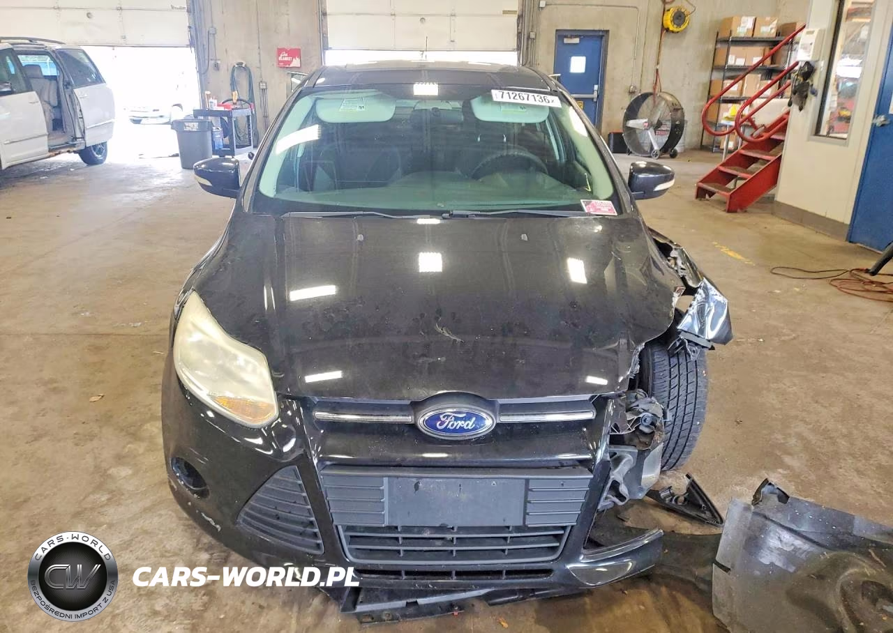 2014 Ford Focus Se VIN:1FADP3F28EL257667 - 5