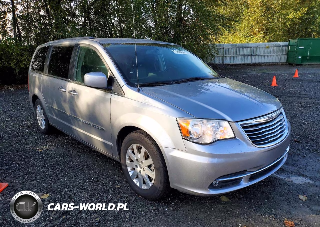 2013 Chrysler Town & Country Touring VIN:2C4RC1BG0DR674174 - 4